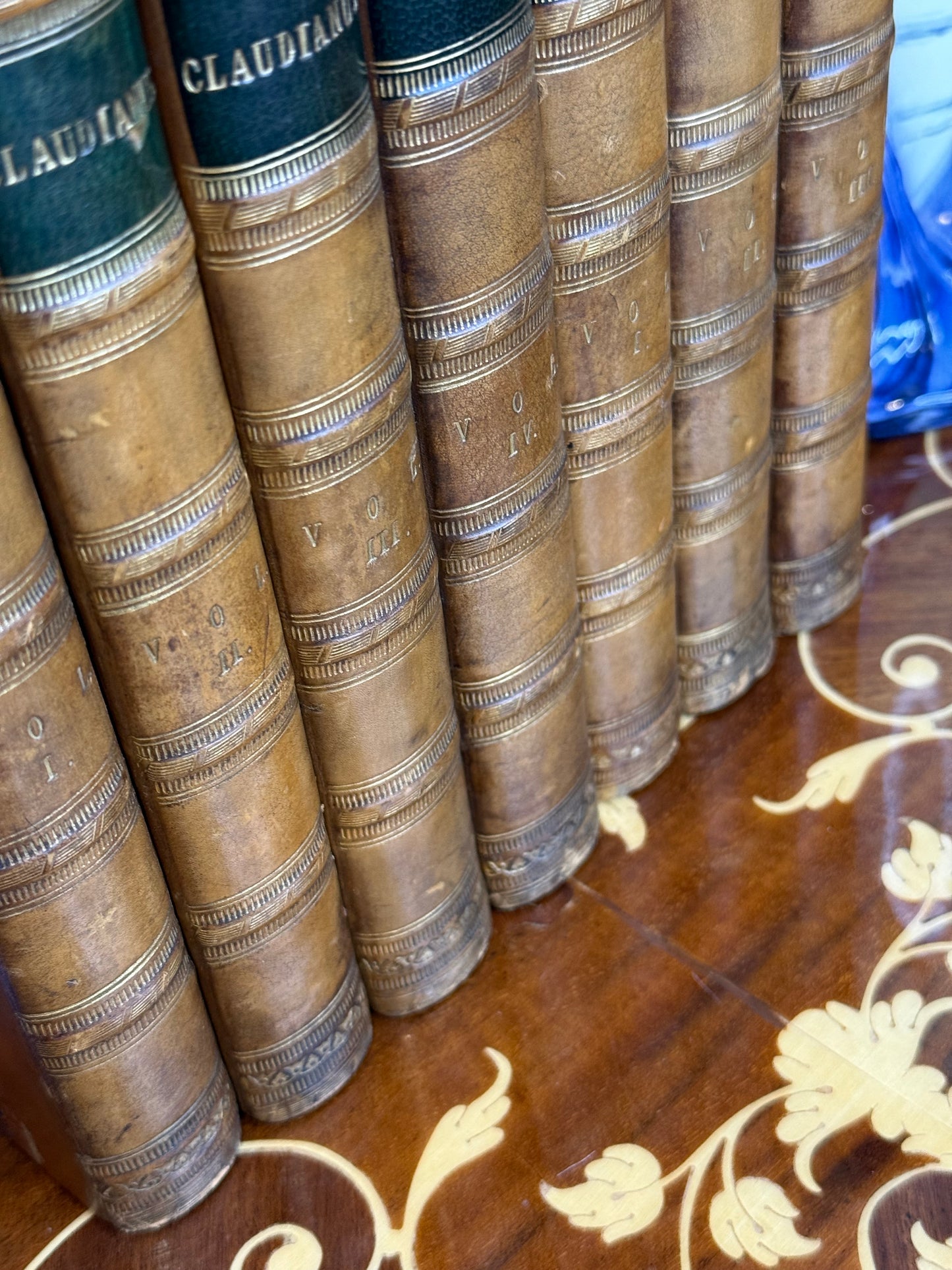 Antique Early 19th Century Latin Classical Library Book Collection, Set of 7 | Full Leather & Marbled Bindings | 1821–1823
