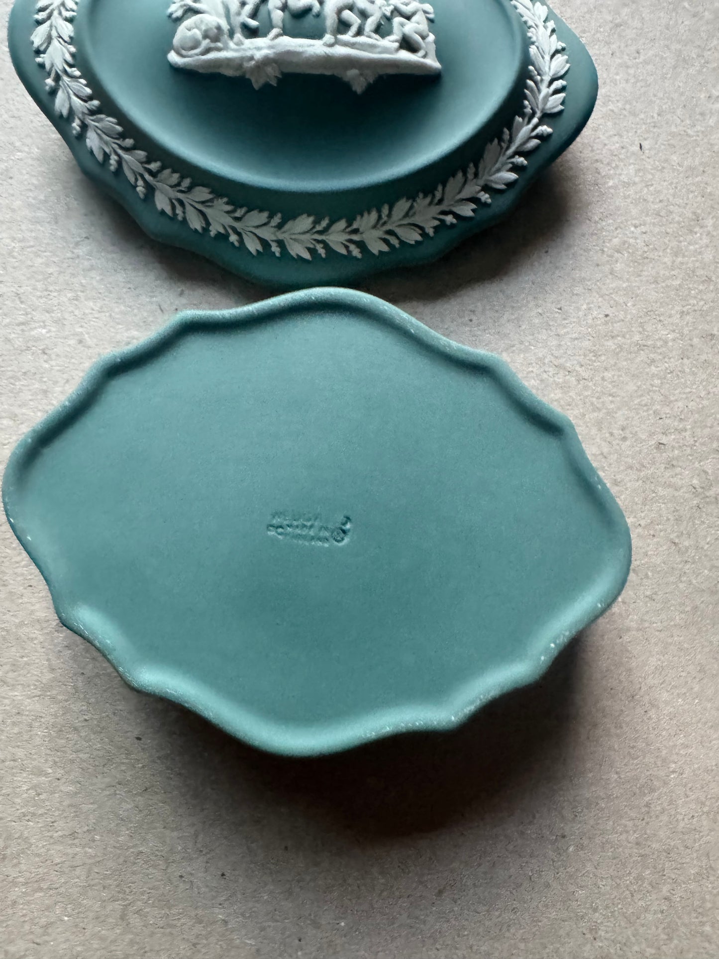 Cherub oval teal trinket box Wedgwood 4.5x3.5x1.5”
