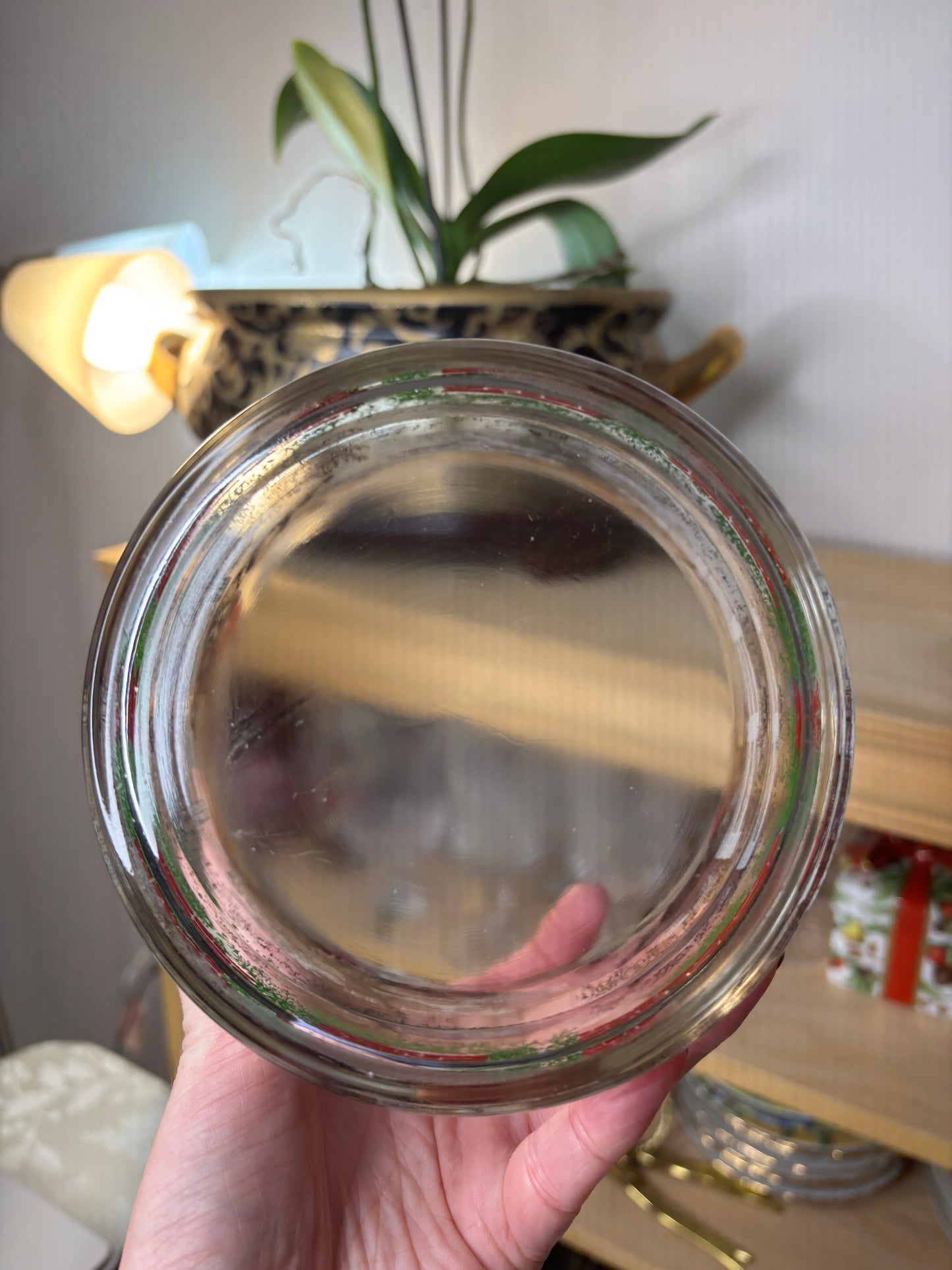 Vintage Hazel Atlas glass ice bucket with a fox hunting scene!
