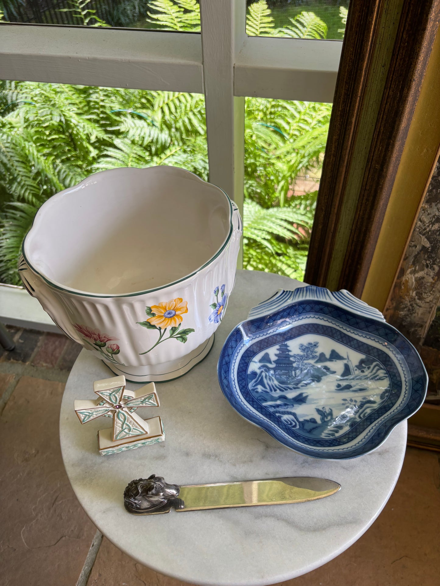 Gorgeous Mottahedeh Historic Charleston Blue Canton shallow bowl!