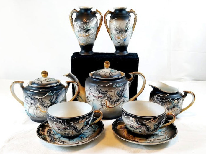 Vintage Japanese Moriage Dragonware, set of 9 pieces, Stunning