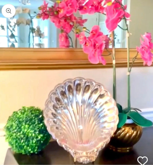 Breathtaking FB ROGERS a massive silver plate  clam shell centerpiece bowl.
