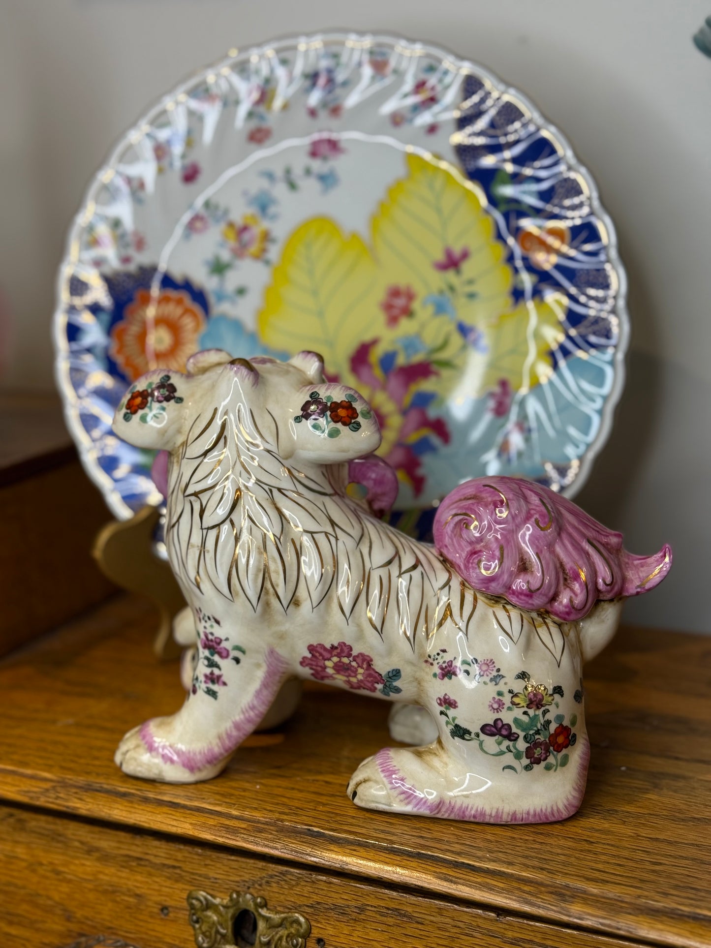 Danny’s Fine Porcelain - Pair of Porcelain Foo Dogs in Tobacco Leaf Pink | 7″ Wide