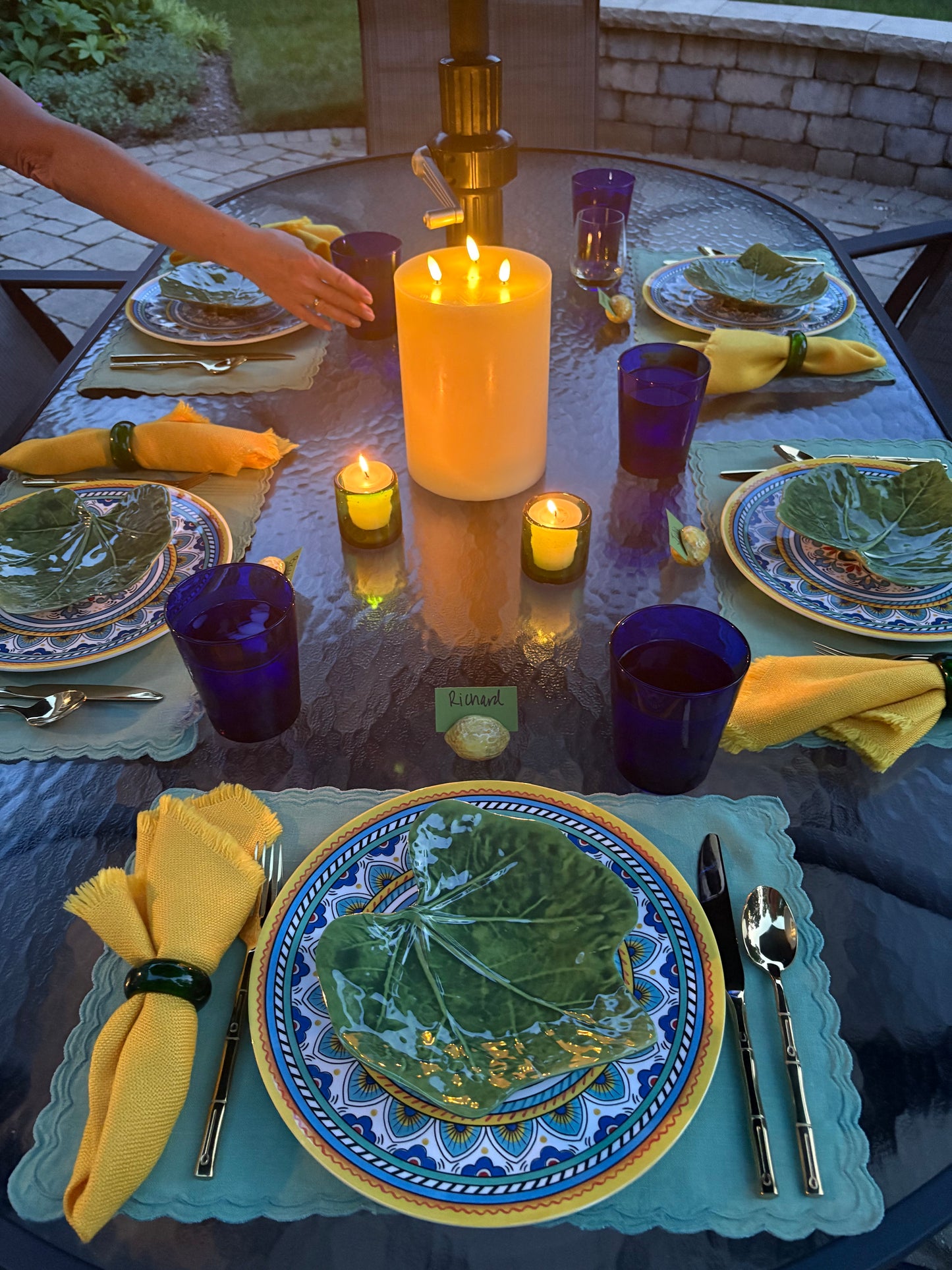 Set (6) Colorful Melamine Plates