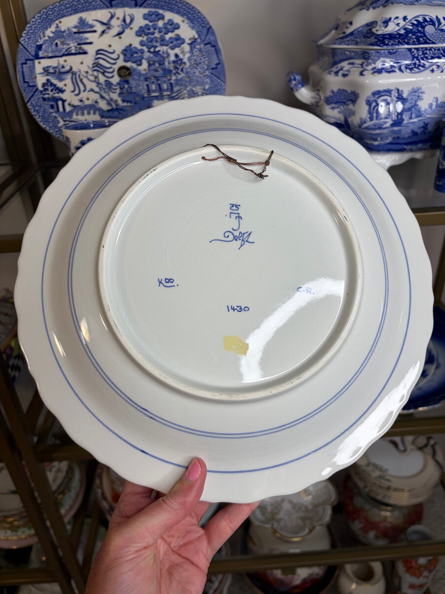Beautiful Royal Delft bird and floral platter!