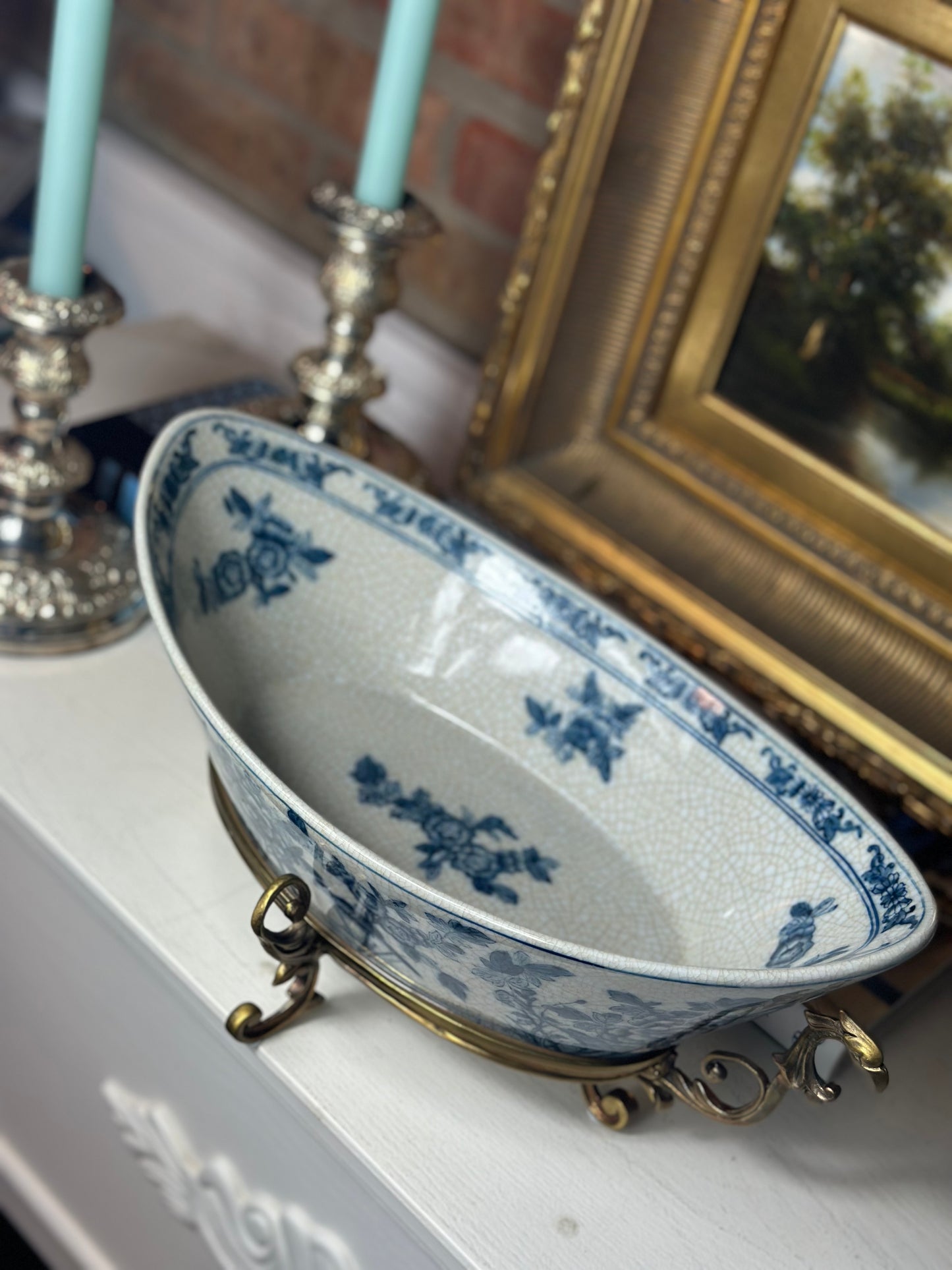 Danny's Fine Porcelain - 14.5Lx8W Porcelain Blue And White Floral w/ Bird Pattern Oval Basin