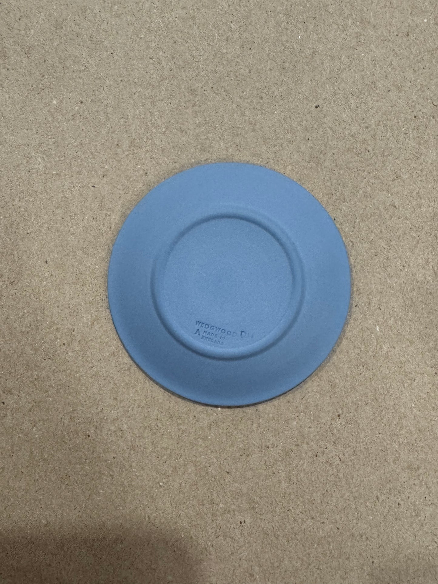 Lavender mini plate Wedgwood Portland vase