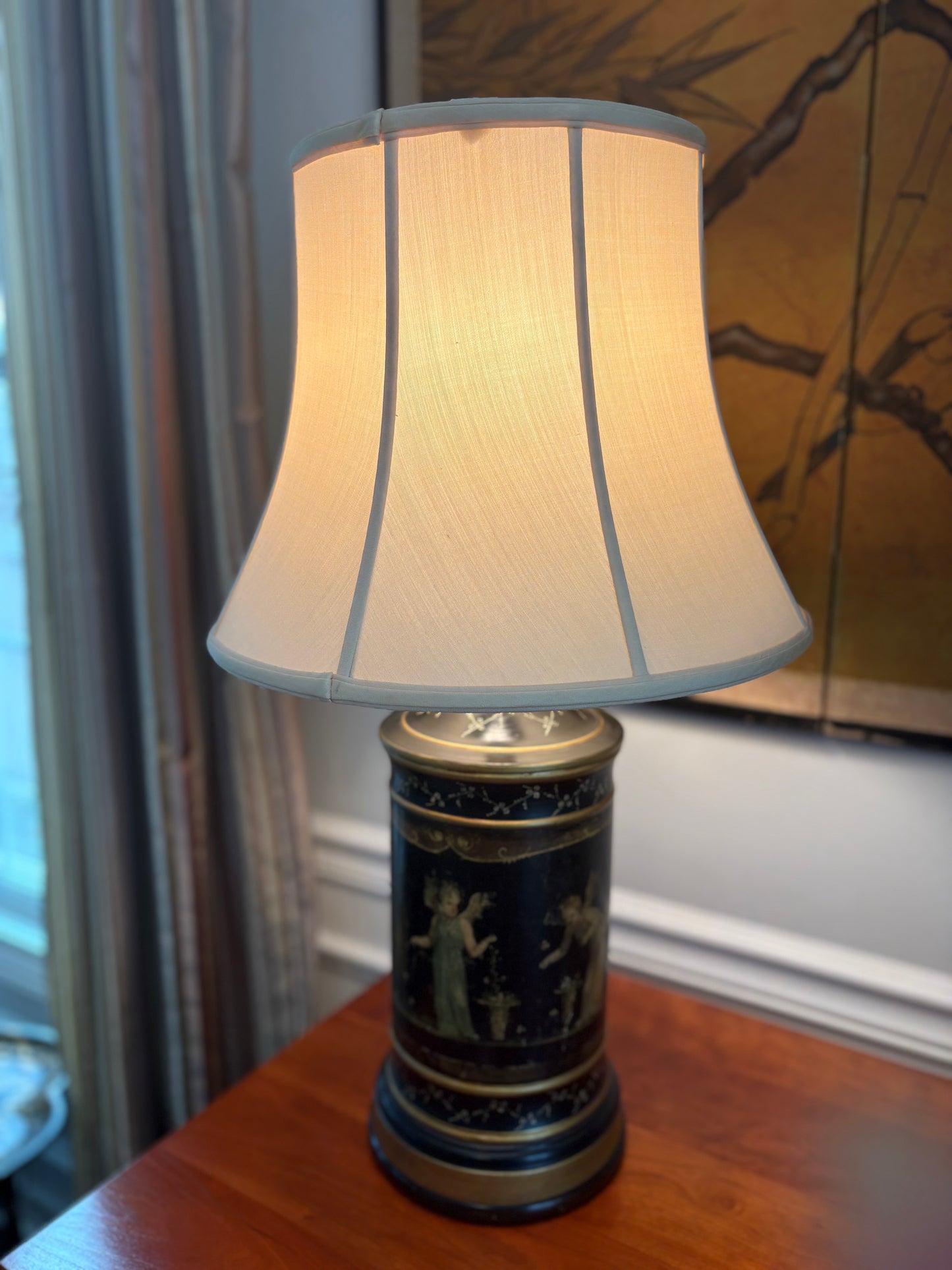 Fabulous Chinoiserie Table Lamp with Silk Shade