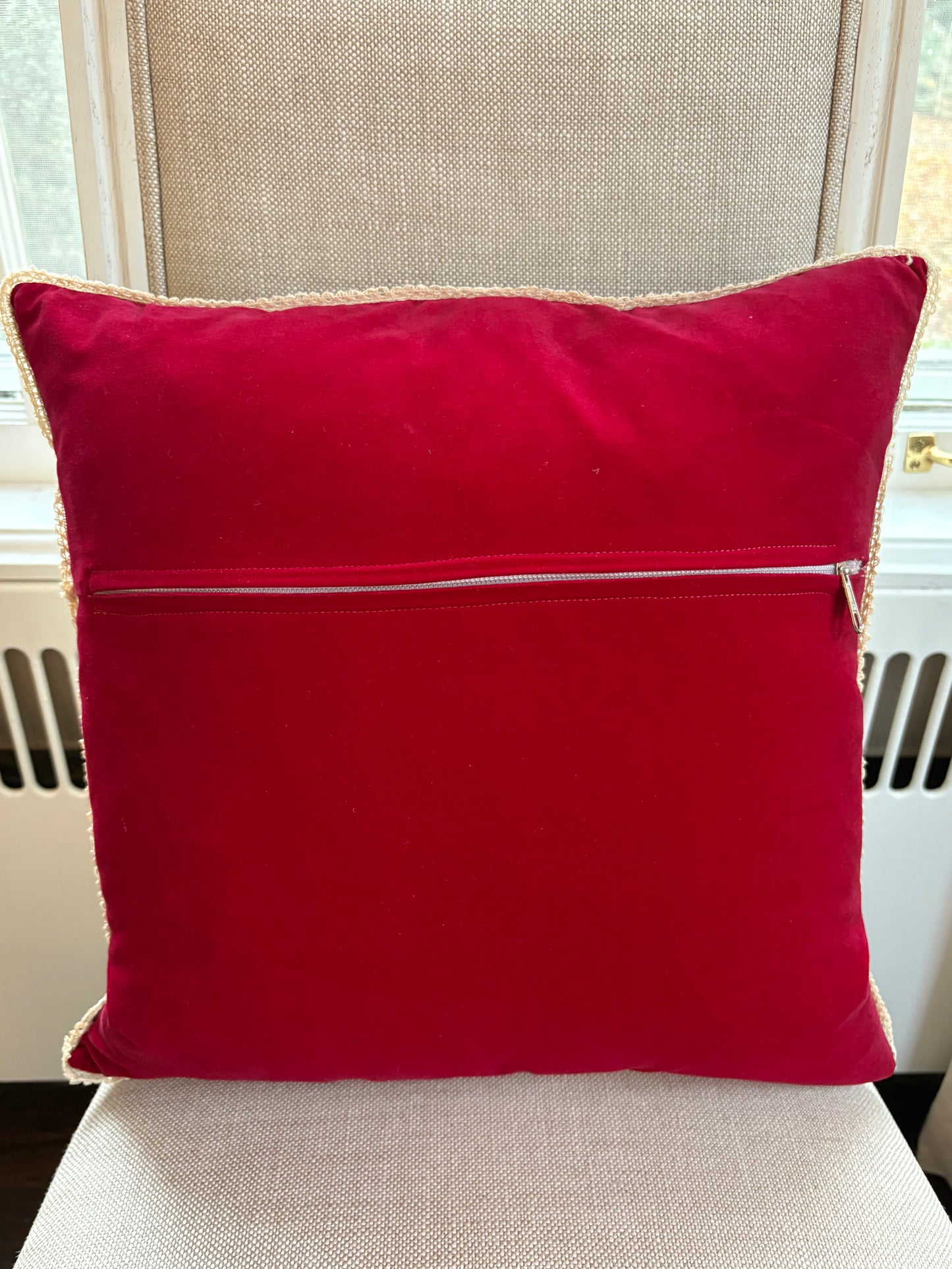 WCC Live 11/12 3 pillows