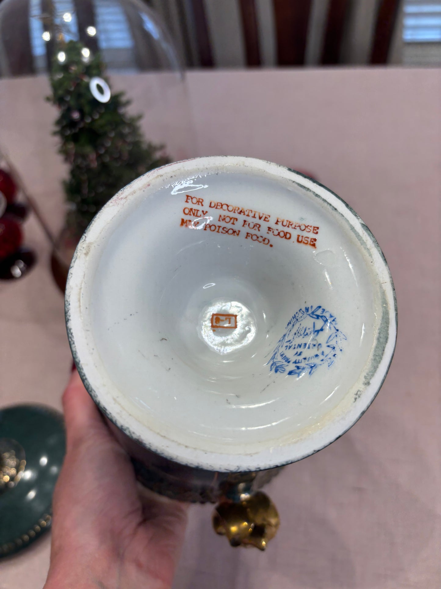 Decorative Green and Gold lidded jar!