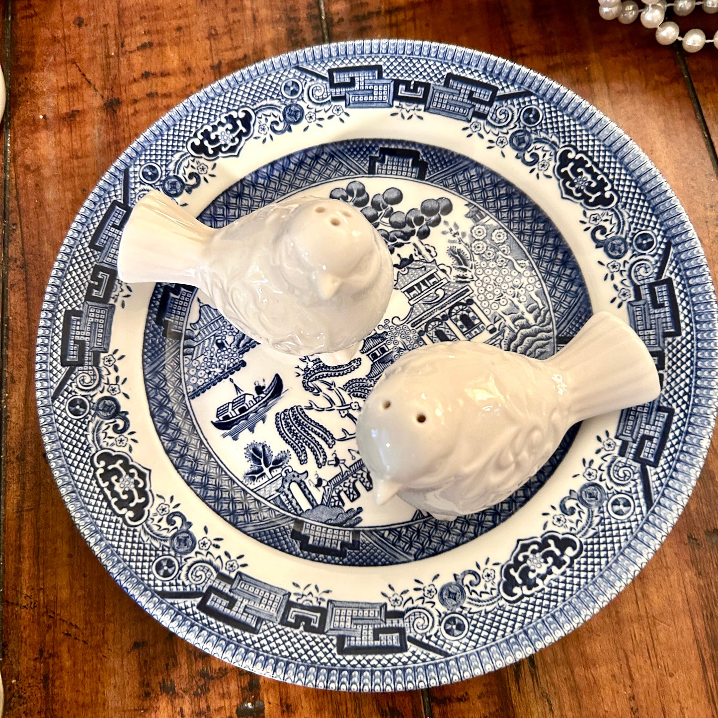 Rare vintage bird salt and pepper shakers.