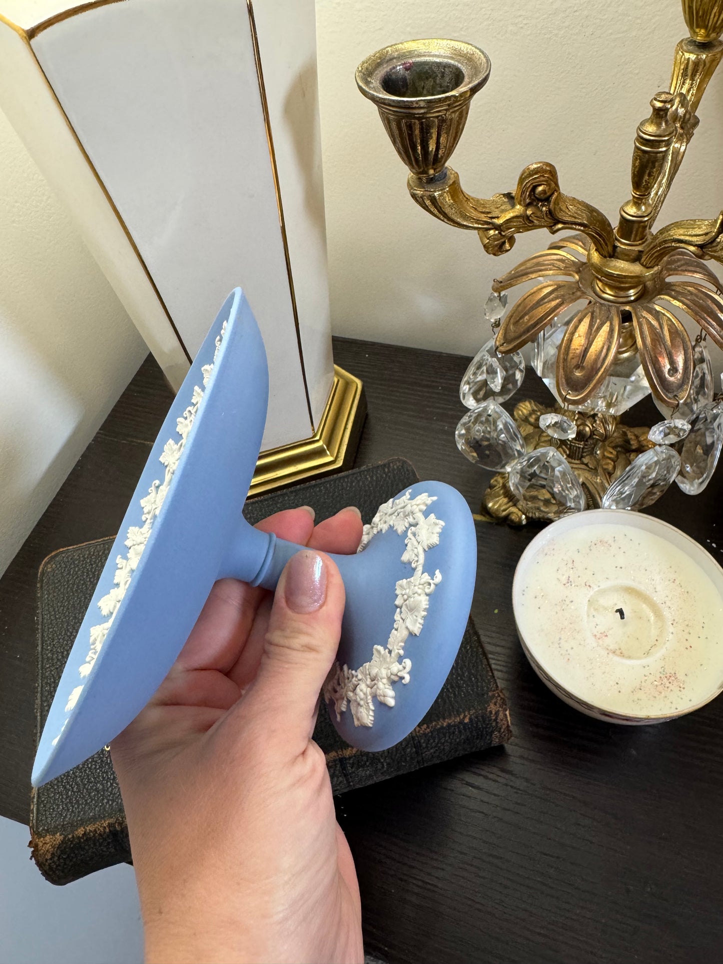 Wedgwood vintage jasper ware stand lavender blue and white