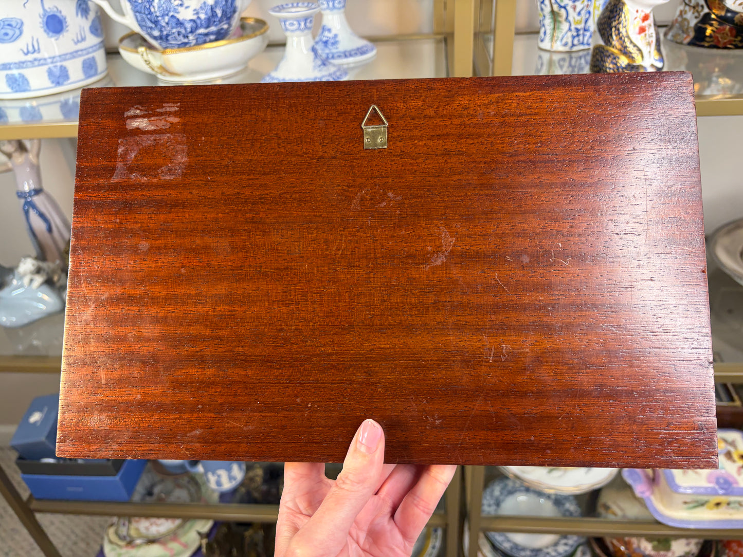 Reserved! Lovely maritime knot board with brass details!