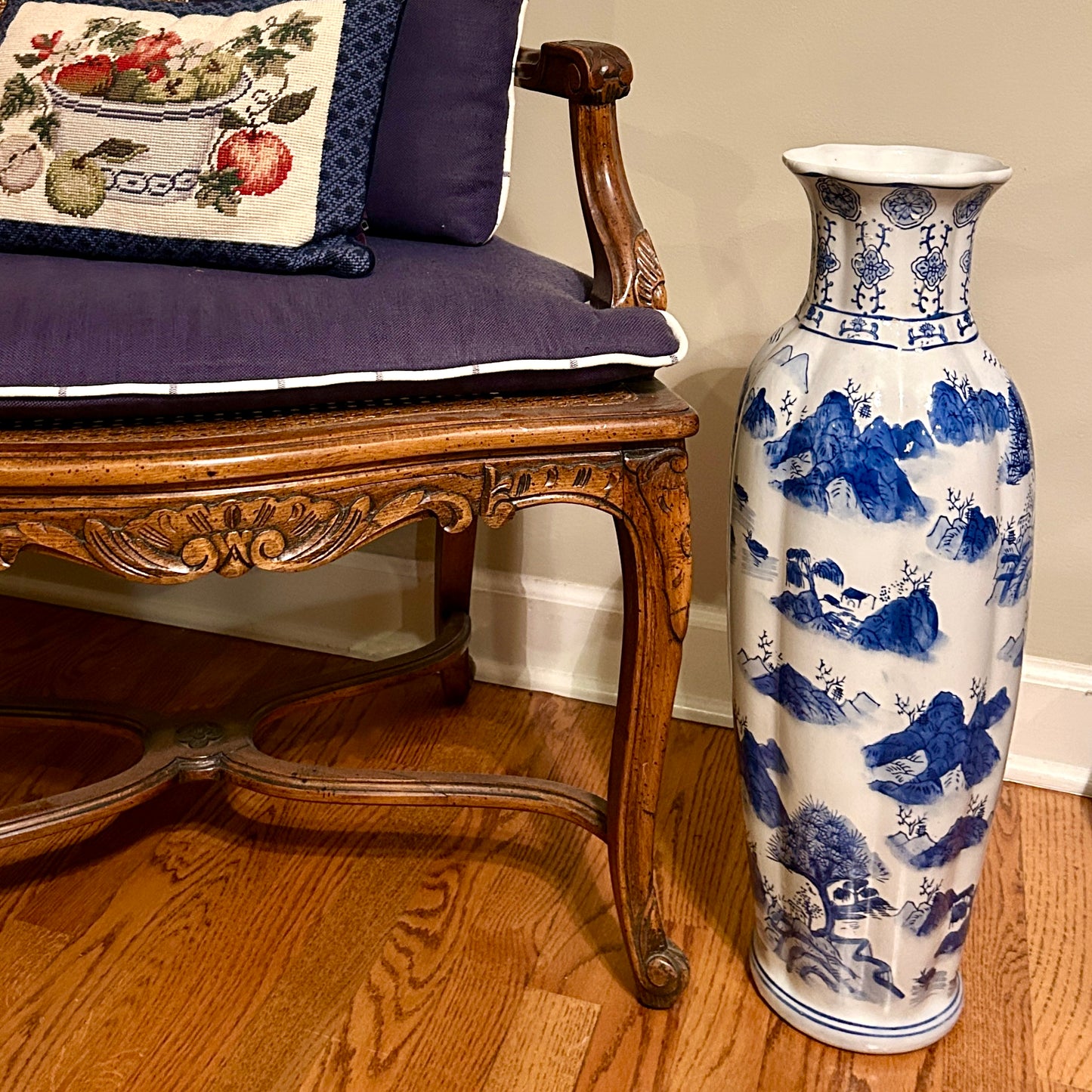 Massive Stunning blue & white chinoiserie floor vase, 24 in tall