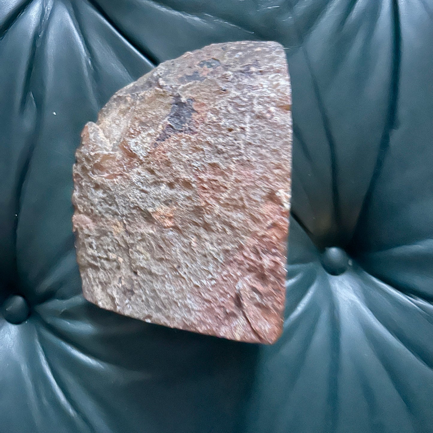 Geode Half Round, concave, with polished edge 6x5 decor