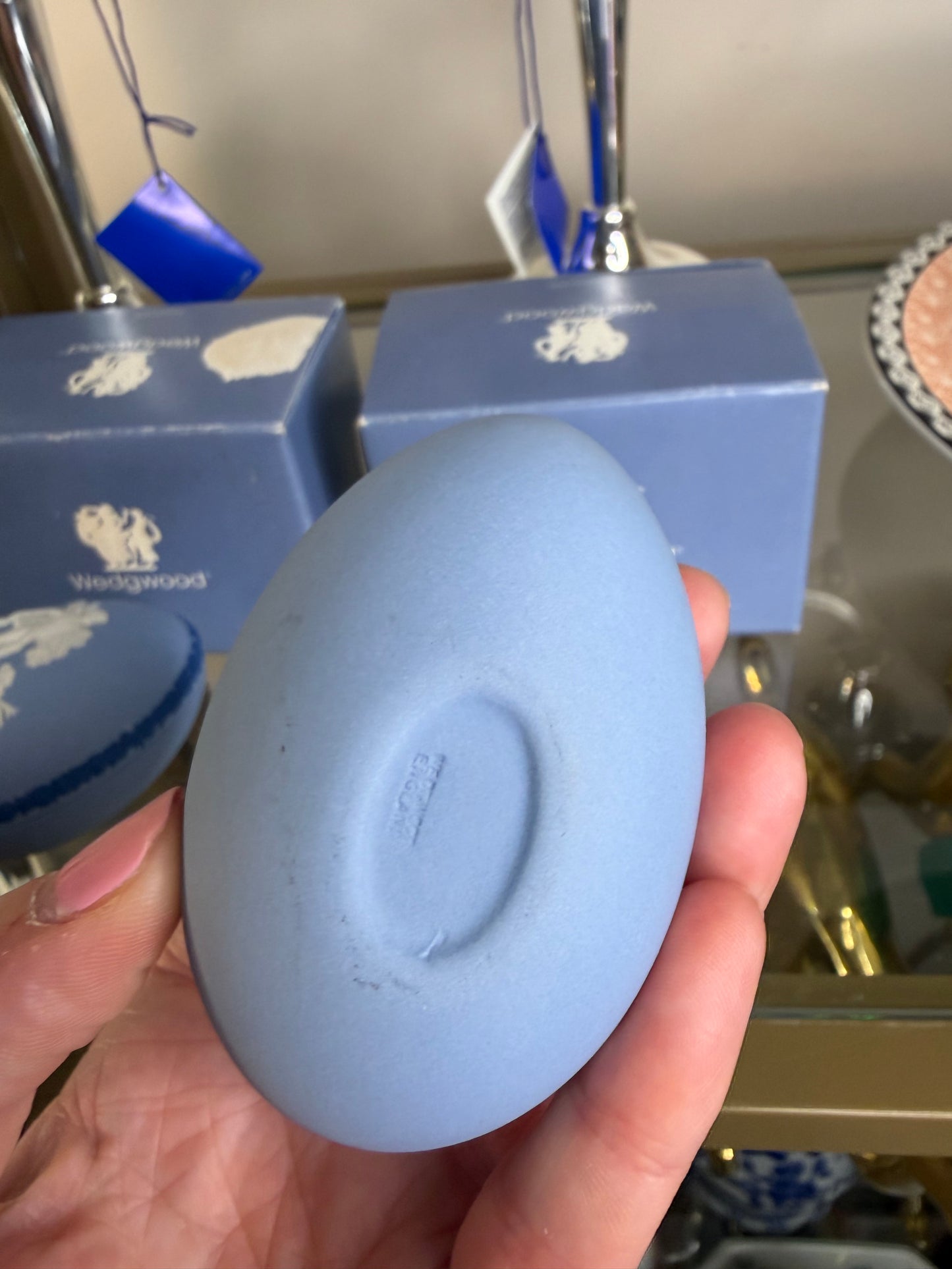 Lovely Wedgwood cherub egg trinket boxes! Two available; sold separately!