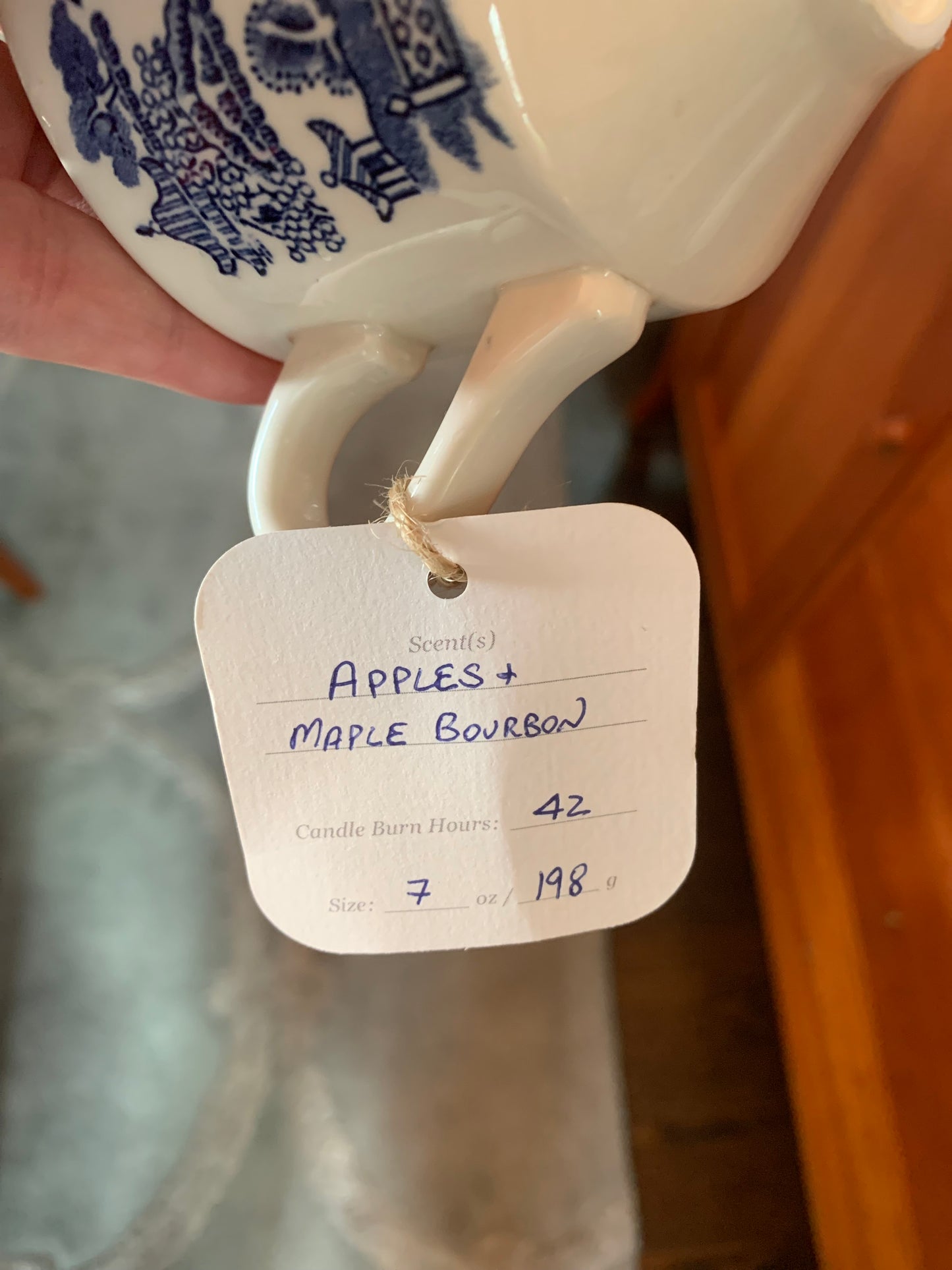 Blue Willow Tea Cup Soy Candle Apples and Maple Bourbon Scent