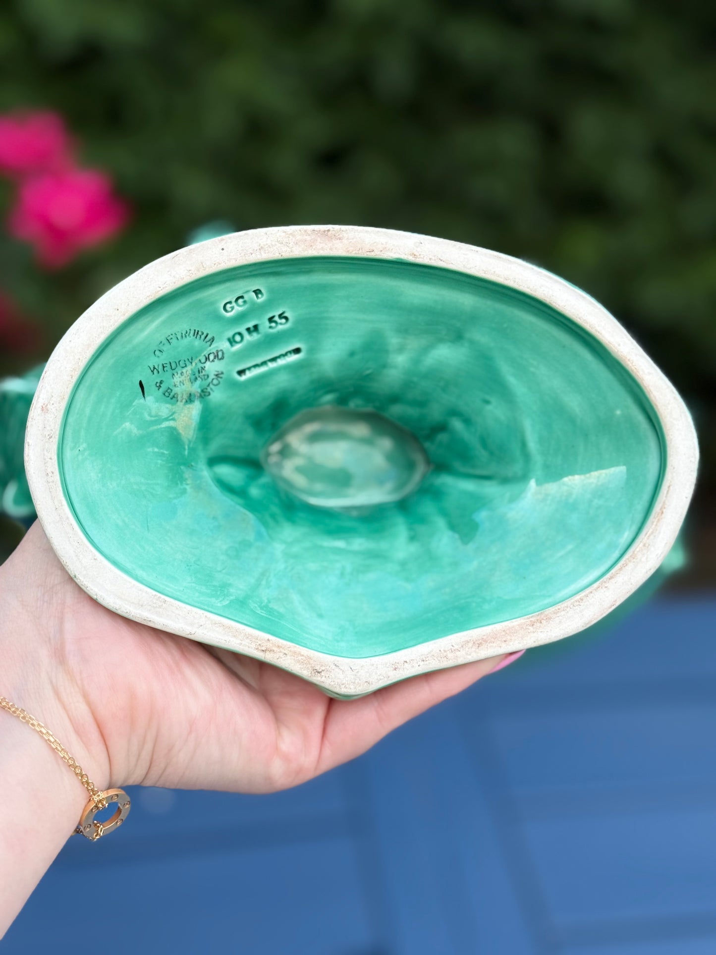 Vintage Large Wedgwood Green Majolica Nautilus Shell | c.1955 | Style DA4509