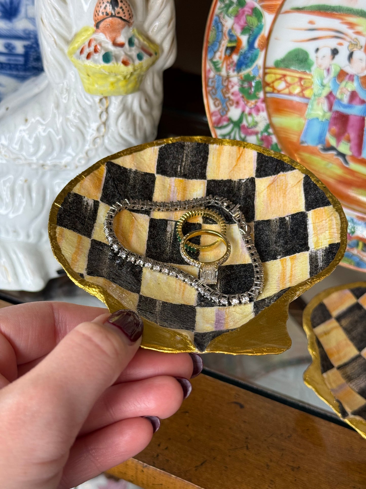 Handcrafted 4” Decoupage Shell Dish – Black & White Check with Gold Rim