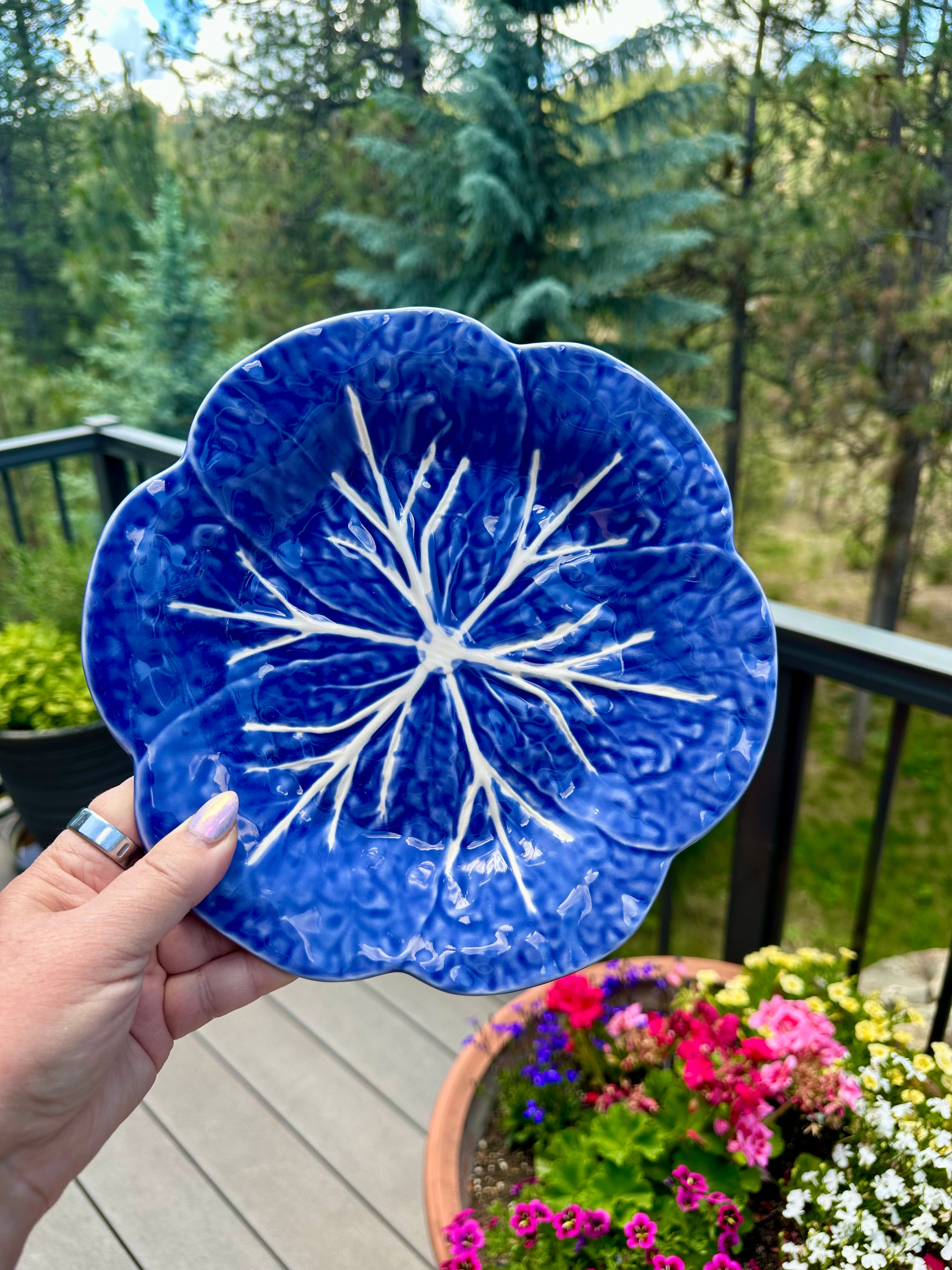 Rare Bordallo Pinheiro Blue Sapphire Cabbage Luncheon Plates