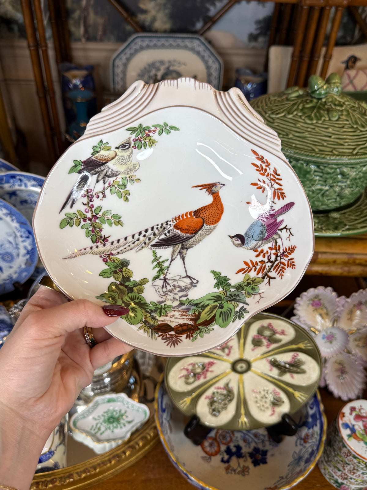 Mottahedeh Chelsea Bird Porcelain Vase & Shell Dish Set | Colonial Williamsburg | Vista Alegre Portugal | 11.25” Vase & 8.5” Dish