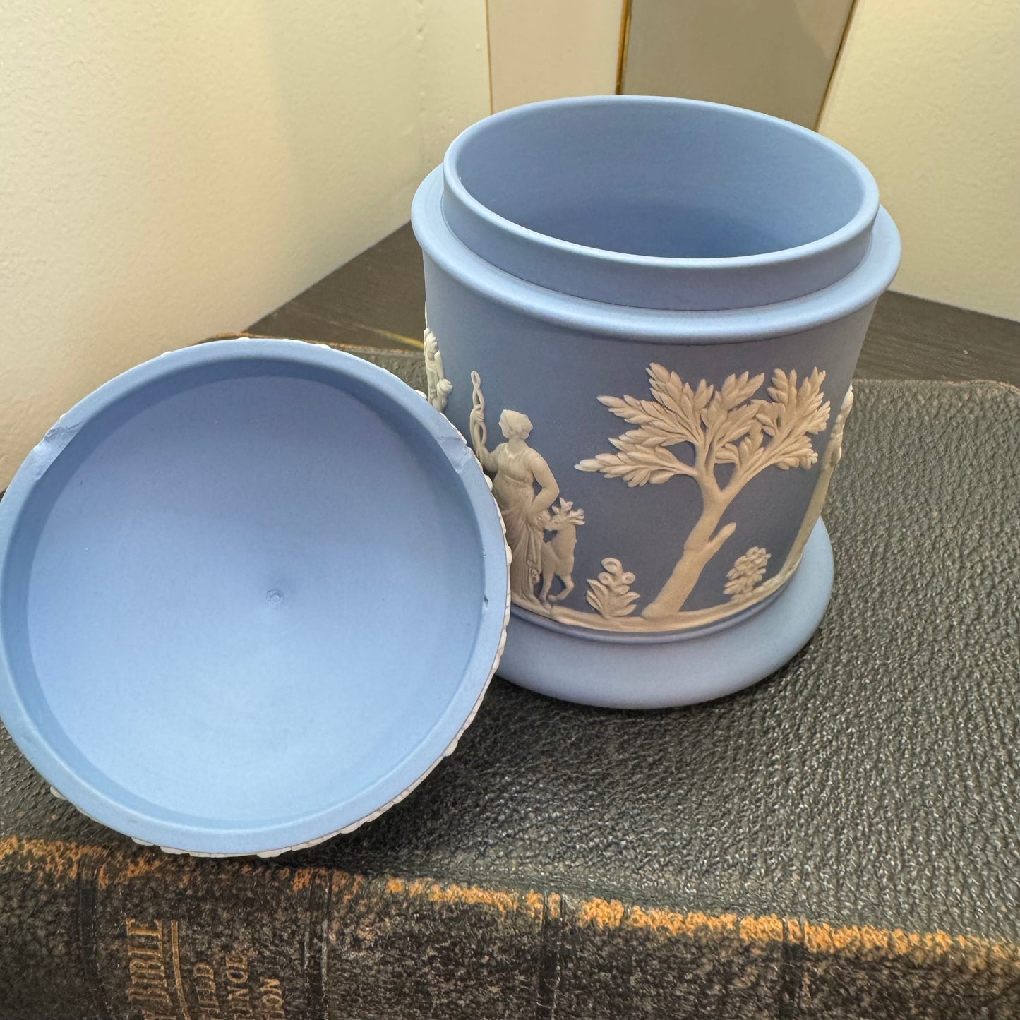 Reserved Mary Wedgwood light blue chipped lidded dish