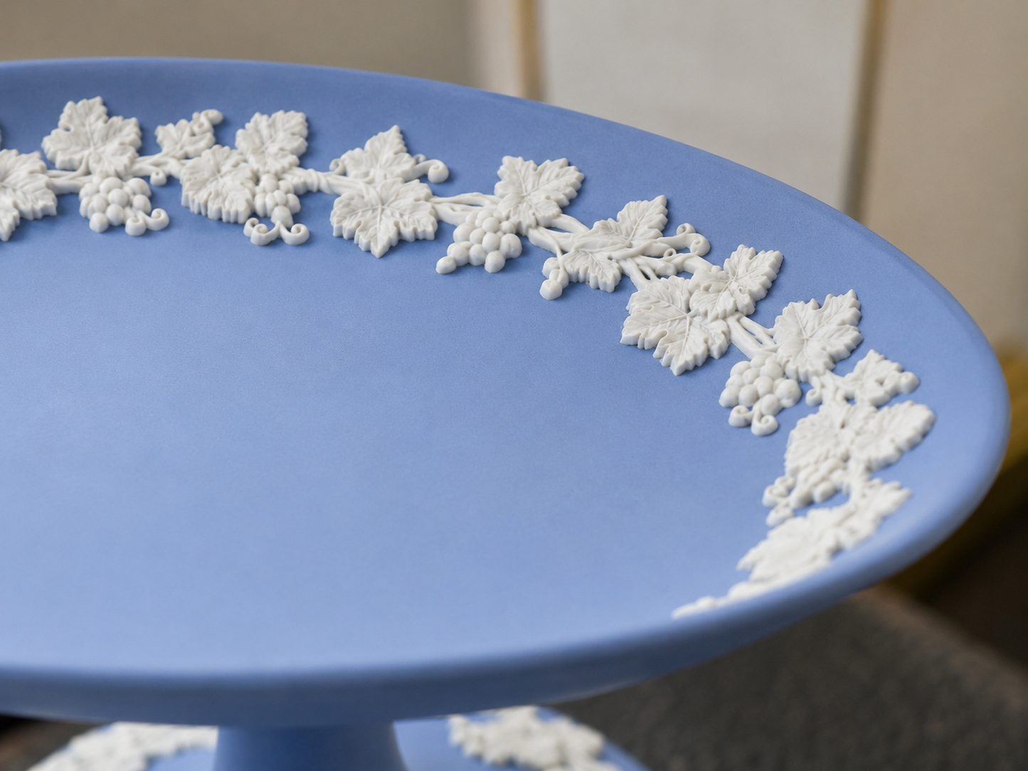 Wedgwood vintage jasper ware stand lavender blue and white