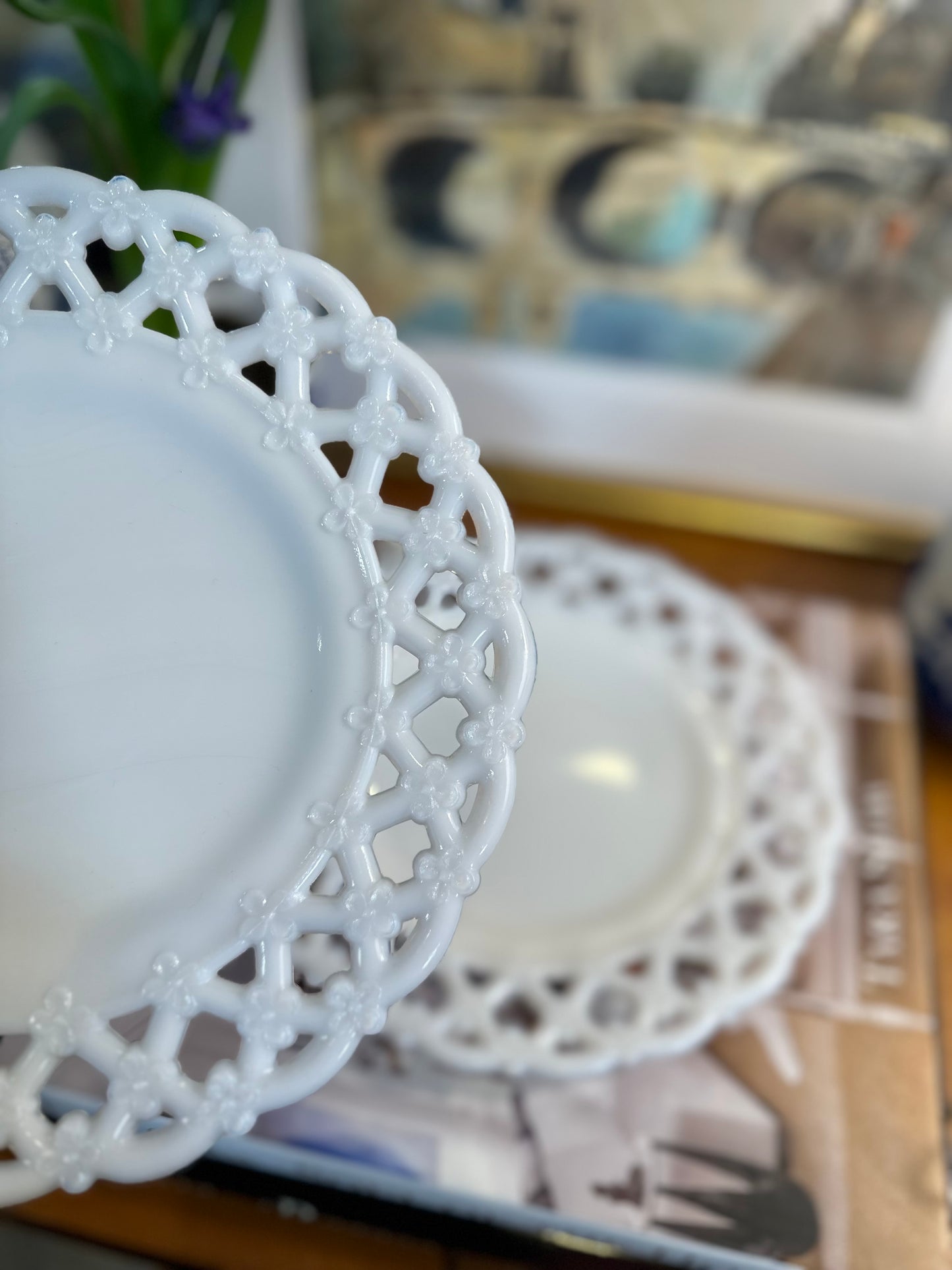 PRISTINE! Set of 4 White Milk Glass Luncheon Plates FORGET ME NOT by Westmoreland, 8.5"