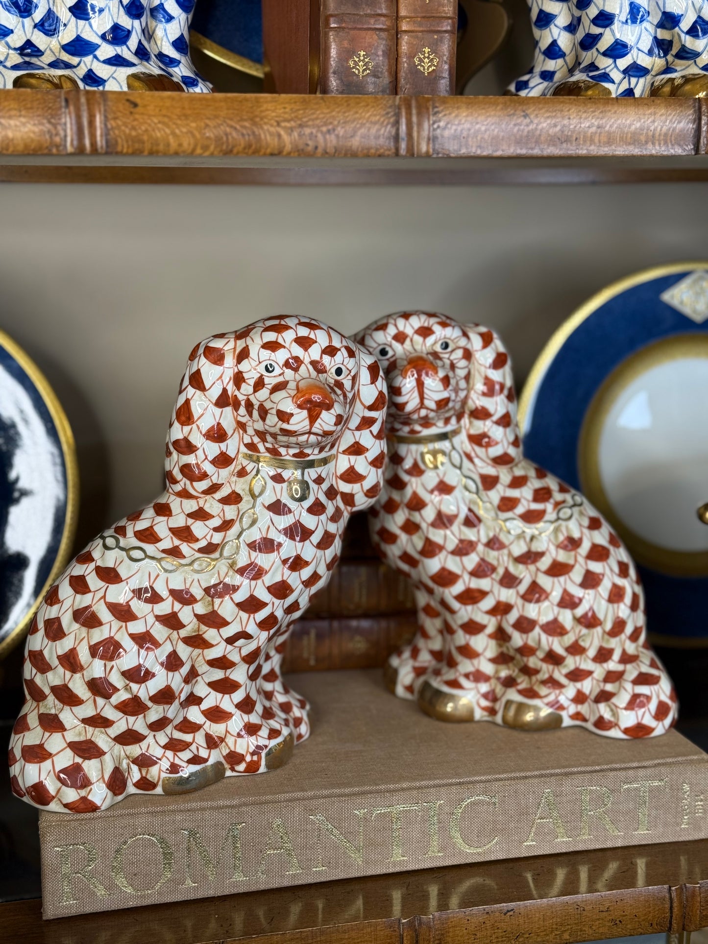 Danny’s Fine Porcelain: Large 16Lx3.5Wx9H Rust & White Spaniel Dog Figure Pair W/ Gold Accent