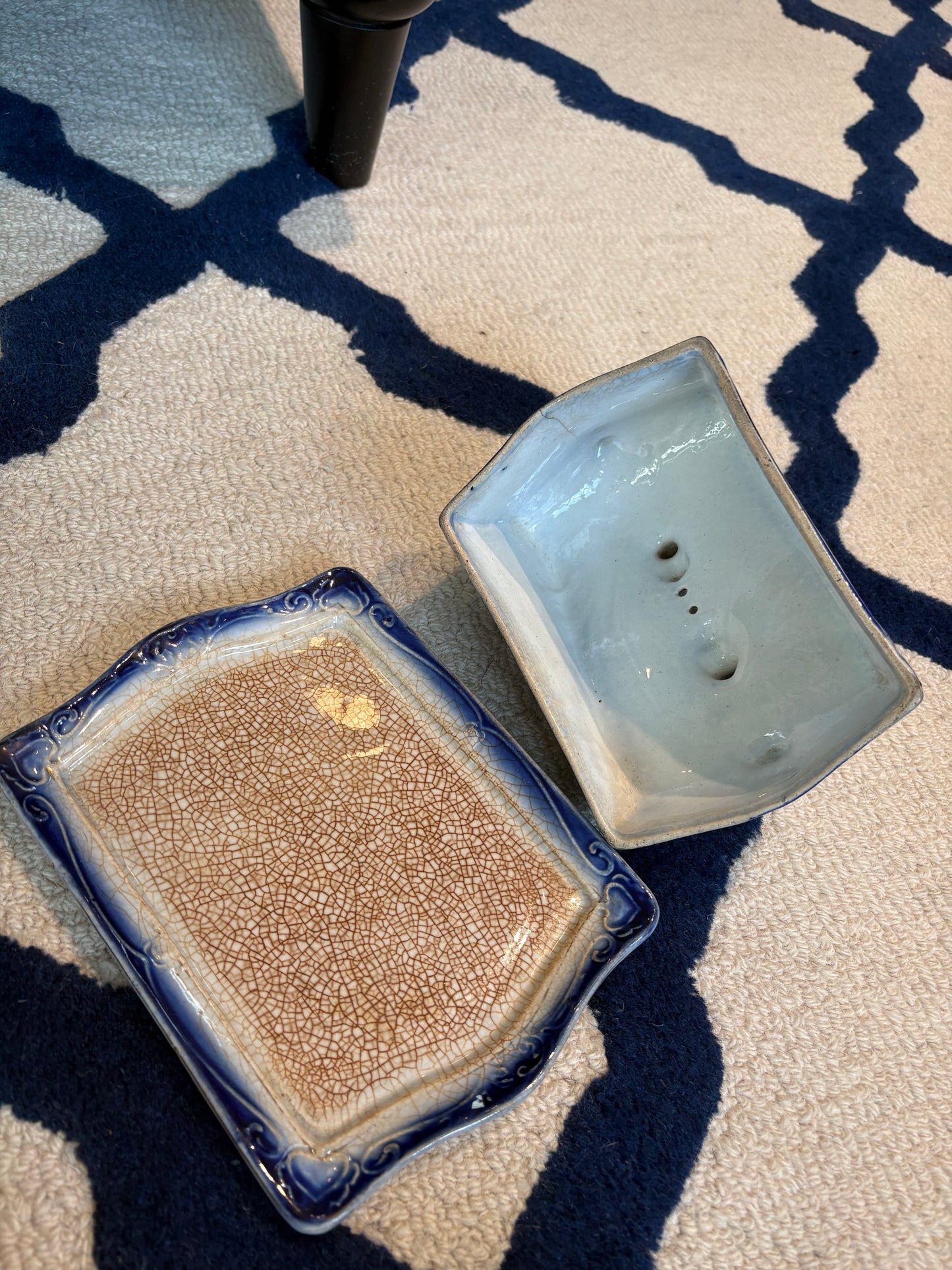 Flow Blue Cheese Dome