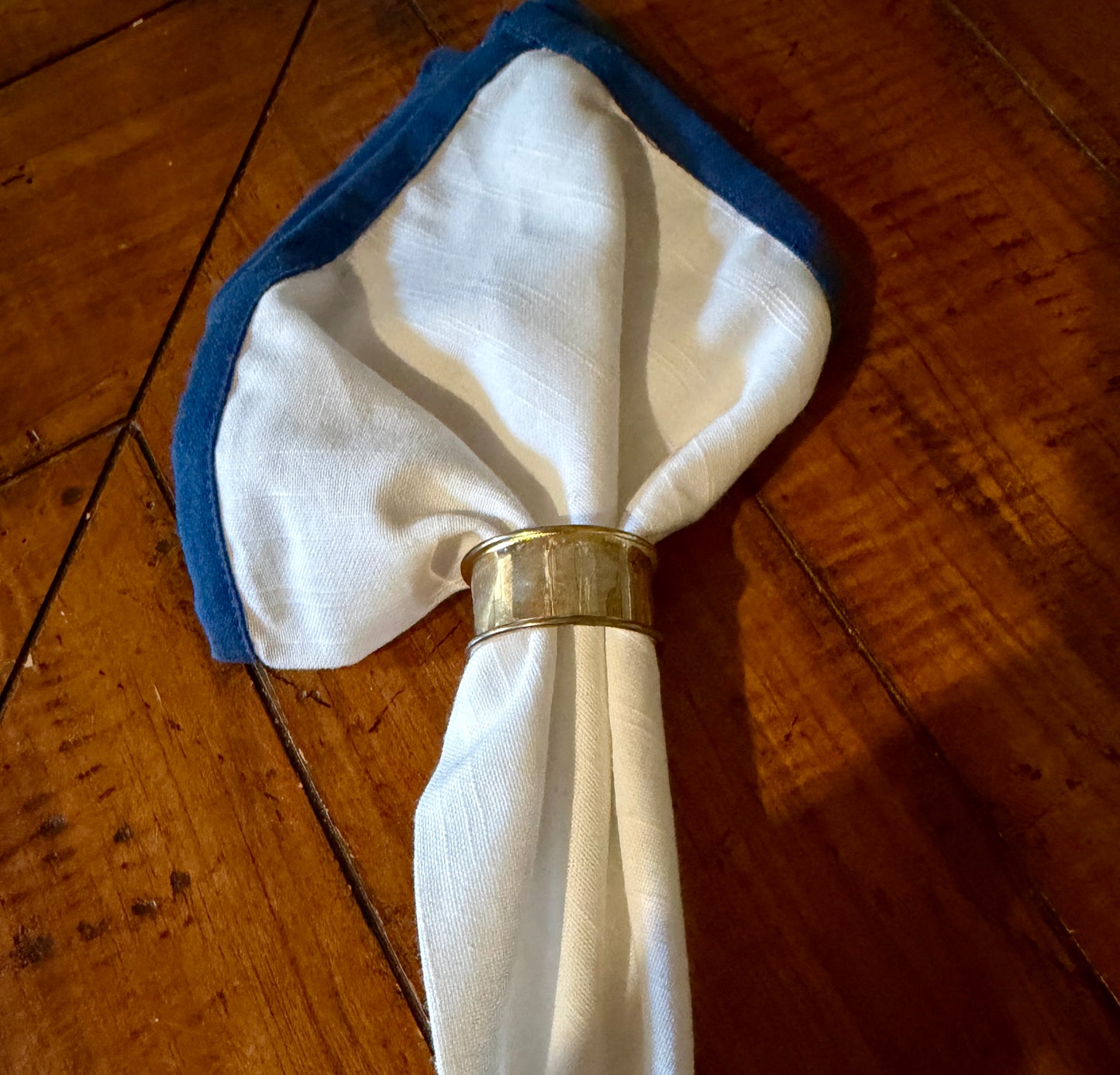 Set of 10 Napkin Ring holders