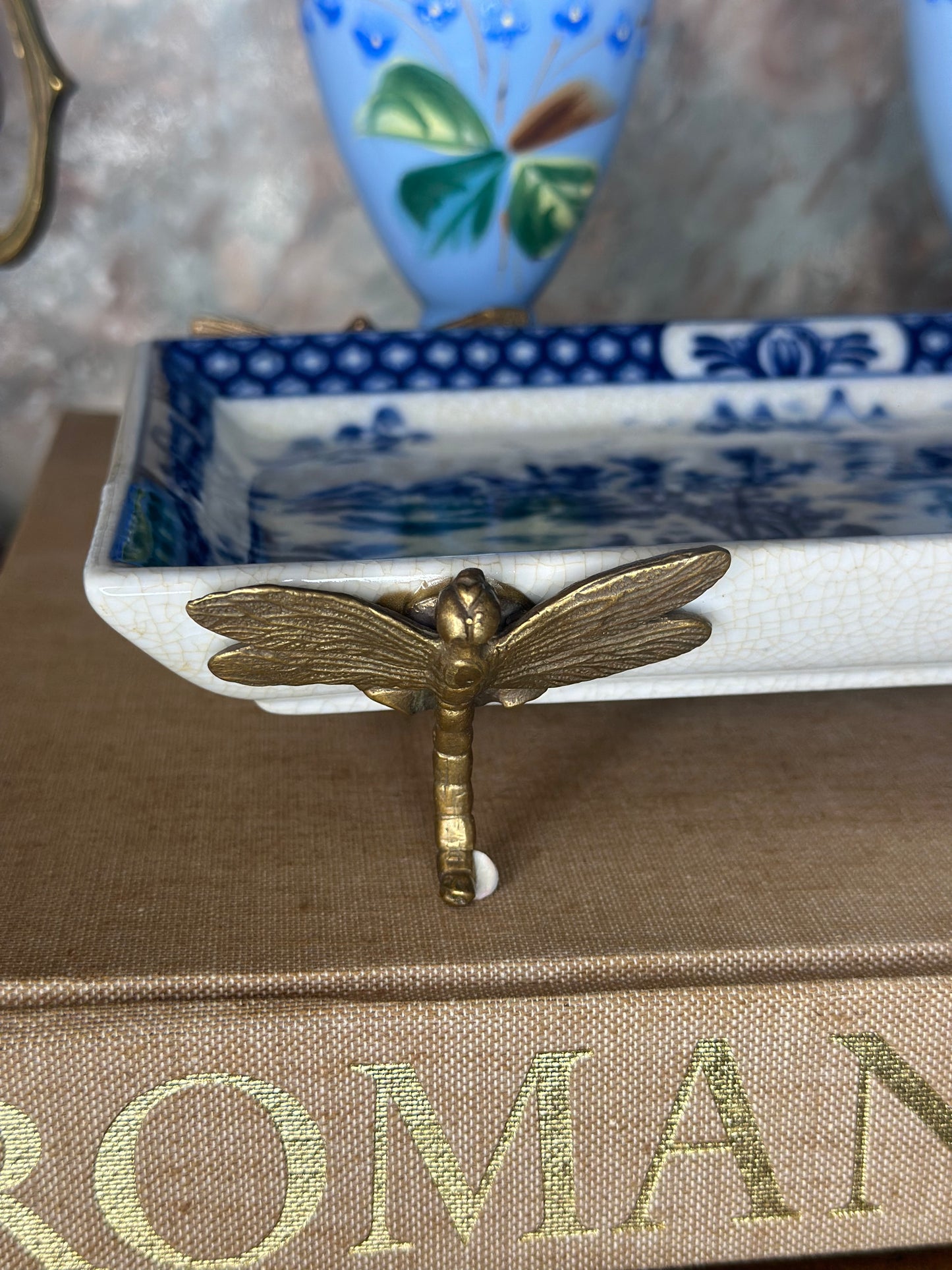 Danny's Fine Porcelain - Blue & White Willow, Bronze Dragonfly Footed Tray 10x7”