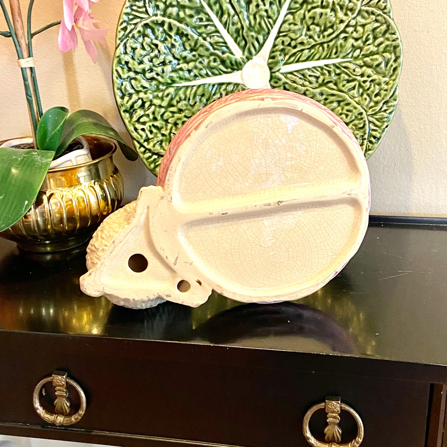 Vintage bunny rabbit in a bow tie ceramic planter