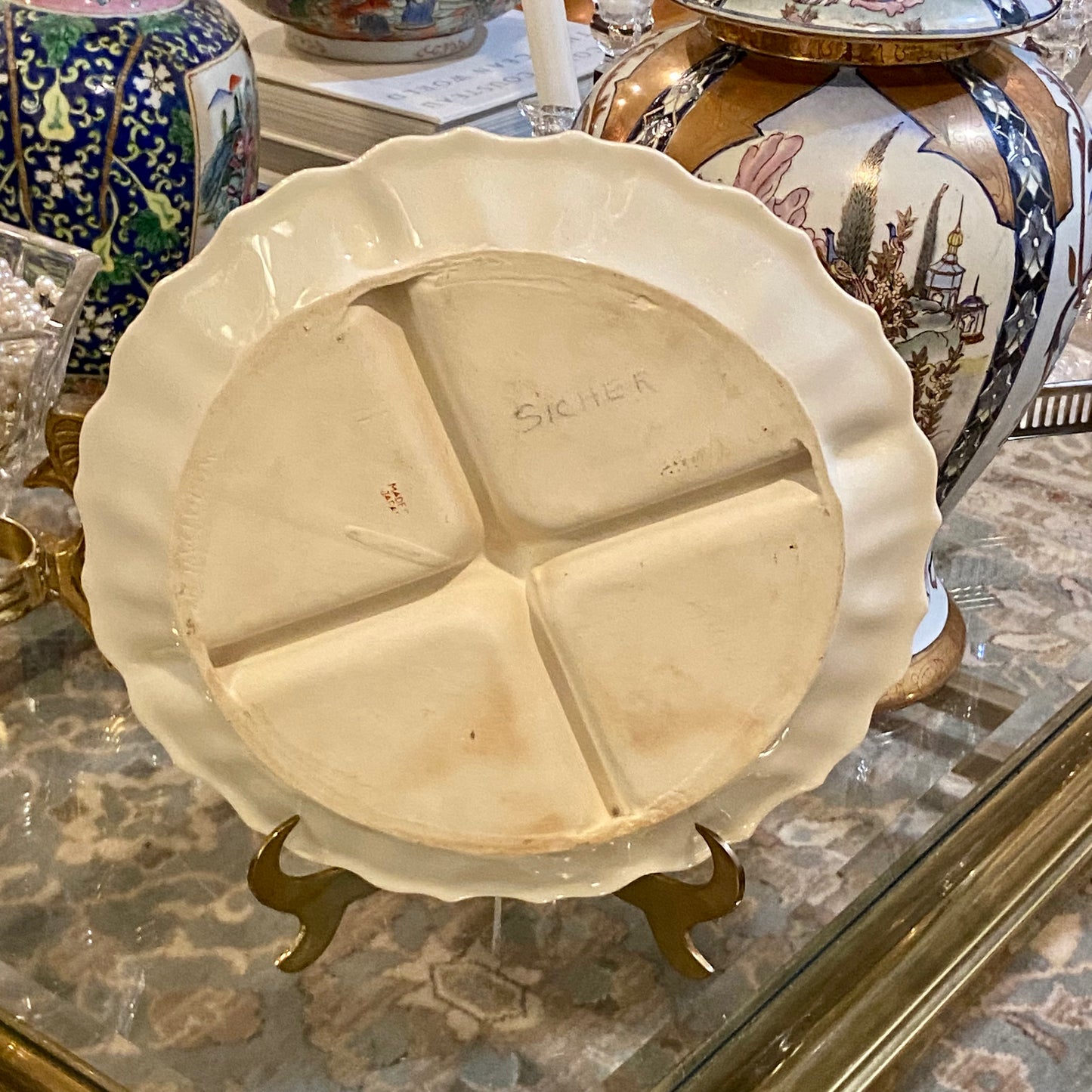 Vintage chinoiserie porcelain 4 section serving dish with handle.