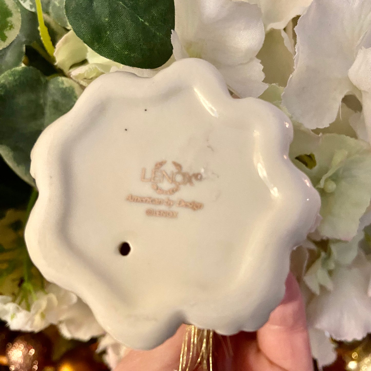 Lenox porcelain Christmas tree ornament 4 in hi