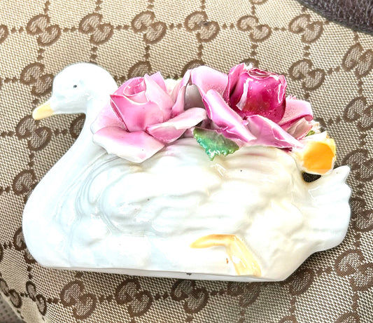 Gorgeous vintage bone china  Staffordshire Swan floral decor figuratine