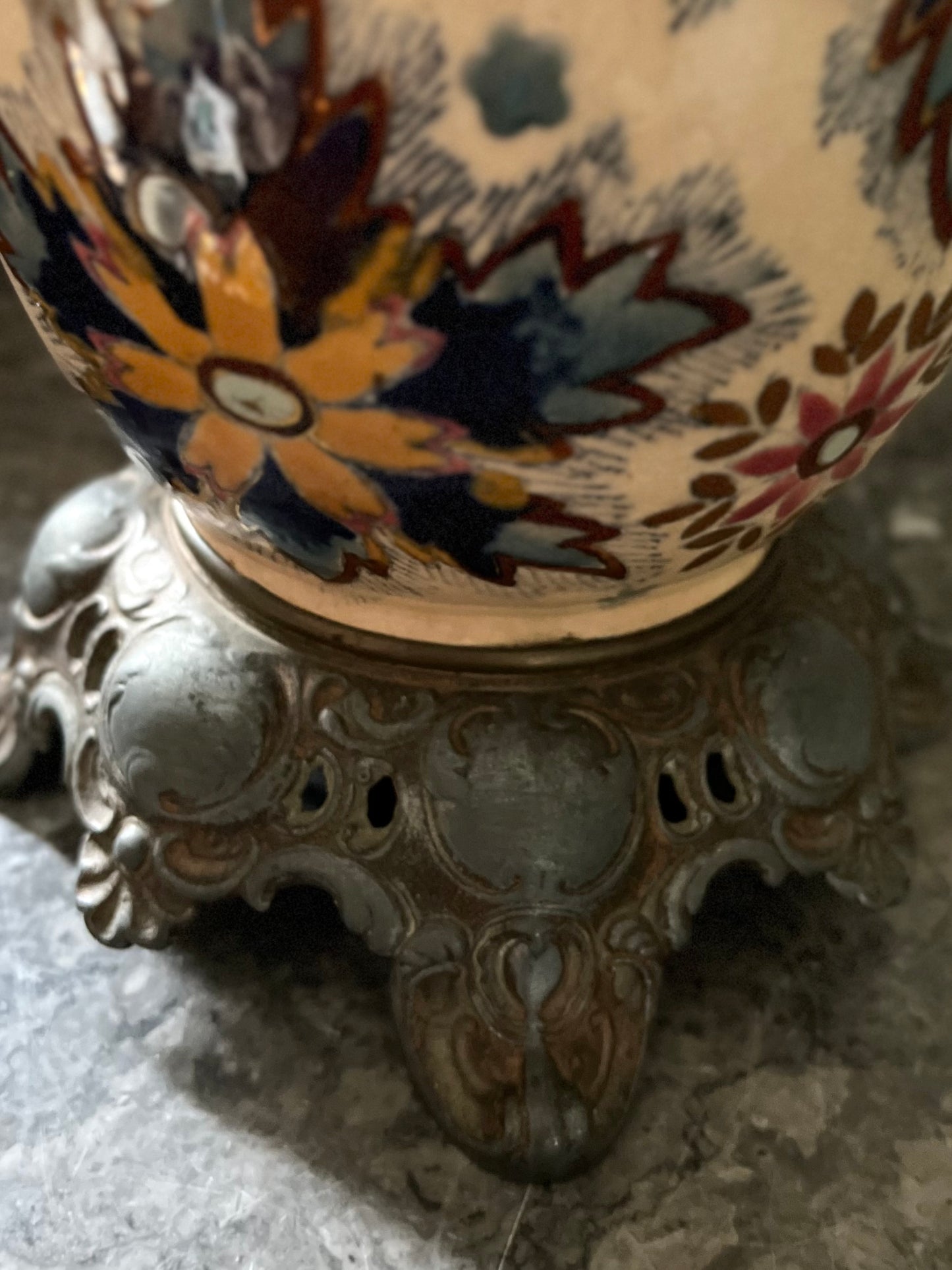 Live 06/15 Beautiful Antique French Lamp Base/Flower Frog