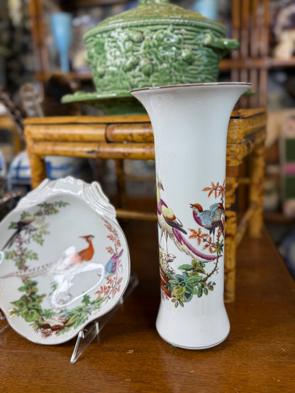 Mottahedeh Chelsea Bird Porcelain Vase & Shell Dish Set | Colonial Williamsburg | Vista Alegre Portugal | 11.25” Vase & 8.5” Dish