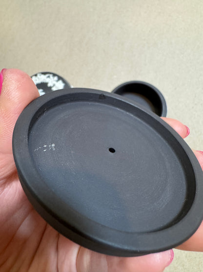 Black bassalt Wedgewood lidded round box 3x2.25