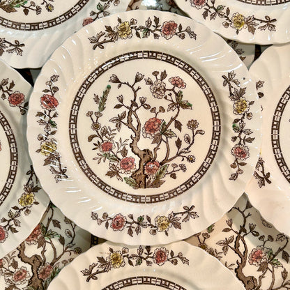Set of 18 vintage Kashmir tree stunning scalloped dinner plates 10d