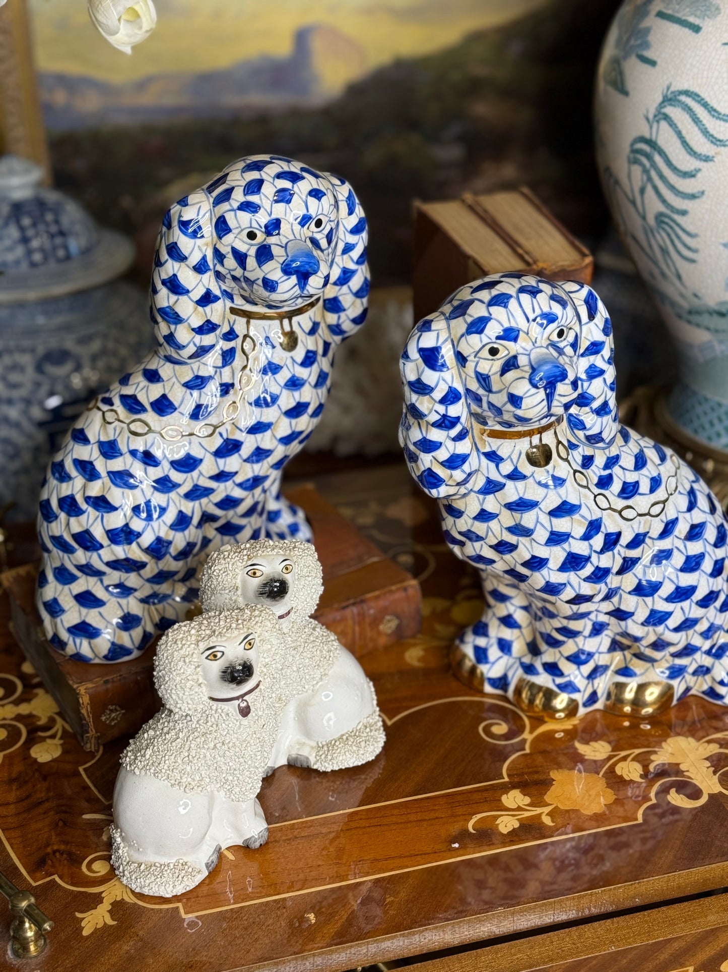 Danny’s Fine Porcelain: Large 16Lx3.5Wx9H Blue & White Spaniel Dog Figure Pair W/ Gold Accent