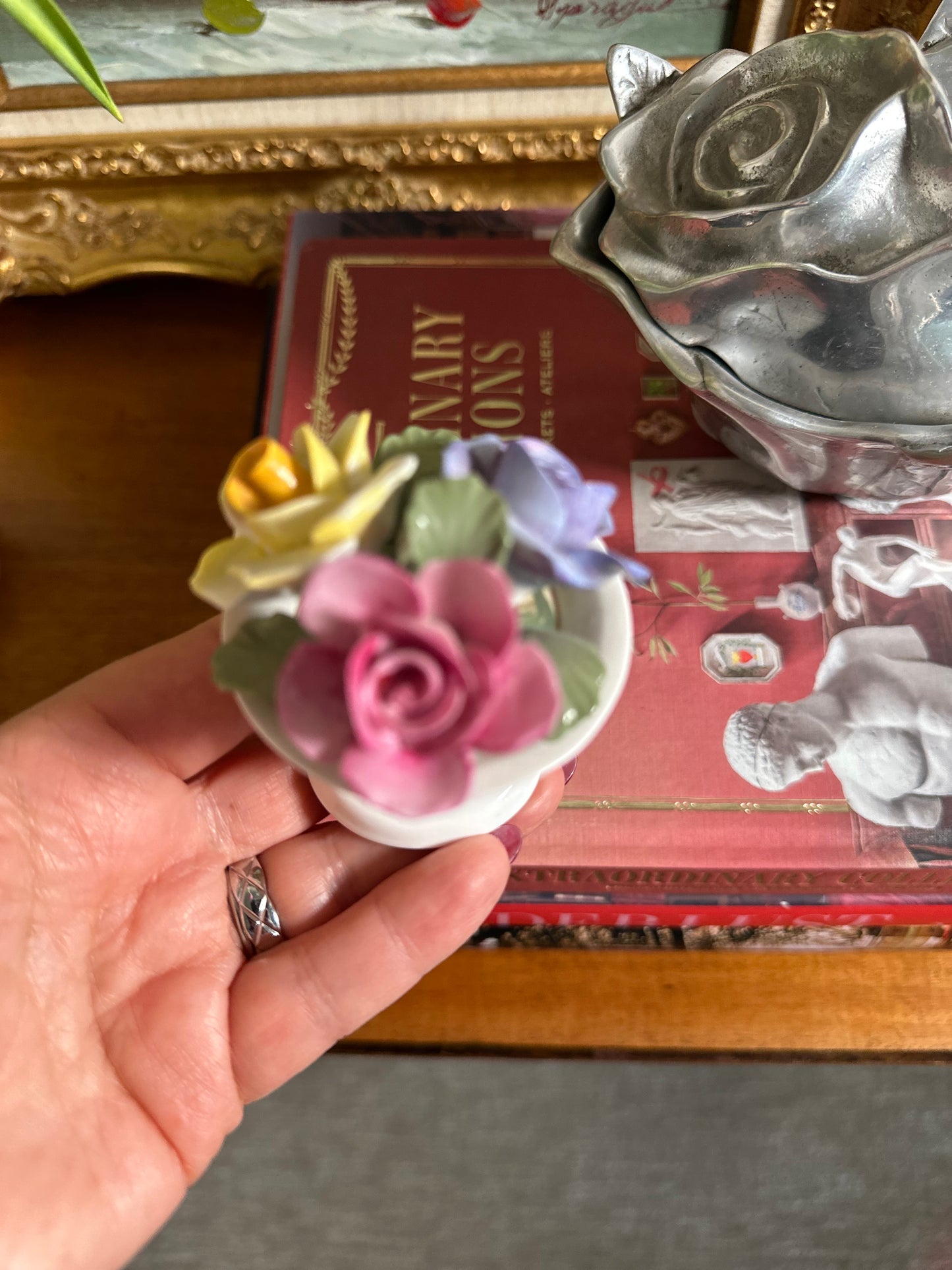 BEAUTIFUL Vintage Aynsley ENGLISH Fine Bone China Flower Pot of Roses