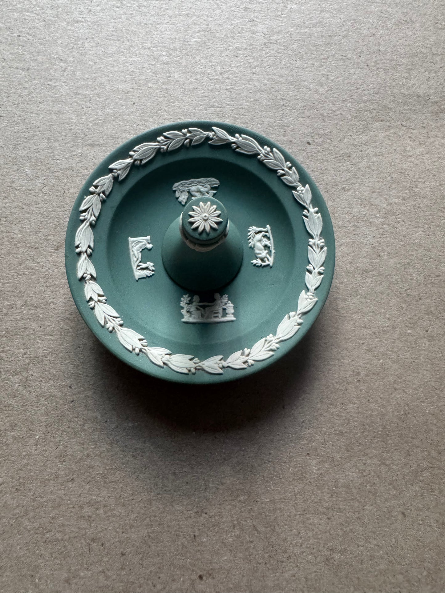 Wedgewood teal ring holder 3x2”