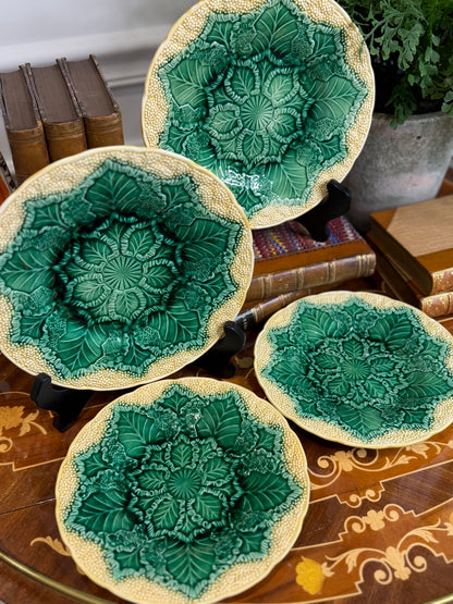 Set of (4) Antique Wedgwood Cauliflower Plates - 1920s English Majolica /Green Cauliflower Leaf Pattern