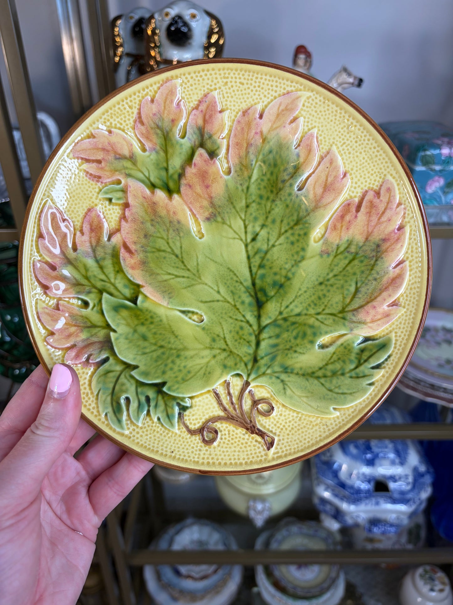 Majolica set of 4 leaf plates!