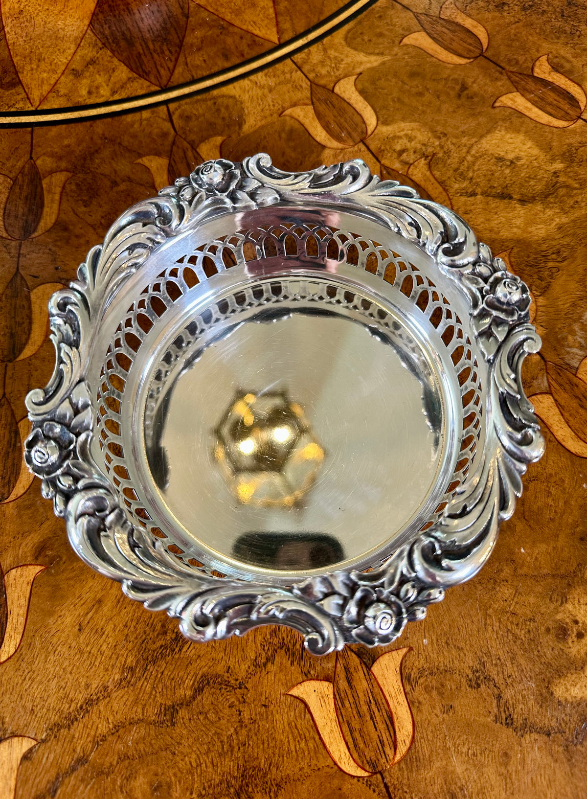 Vintage Lunt Eloquence Silver-Plated Wine Bottle Coaster | Ornate Floral & Pierced Design