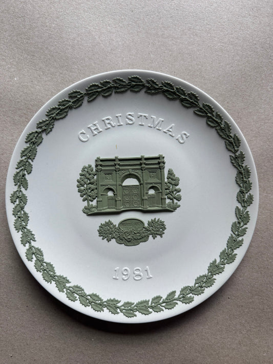 Christmas plate 1981 Wedgwood limited edition of 750 9”