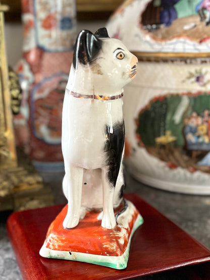 Staffordshire Seated Cat Figure c.1920–1935 | Attributed to William Kent | Early Unmarked Example - Single