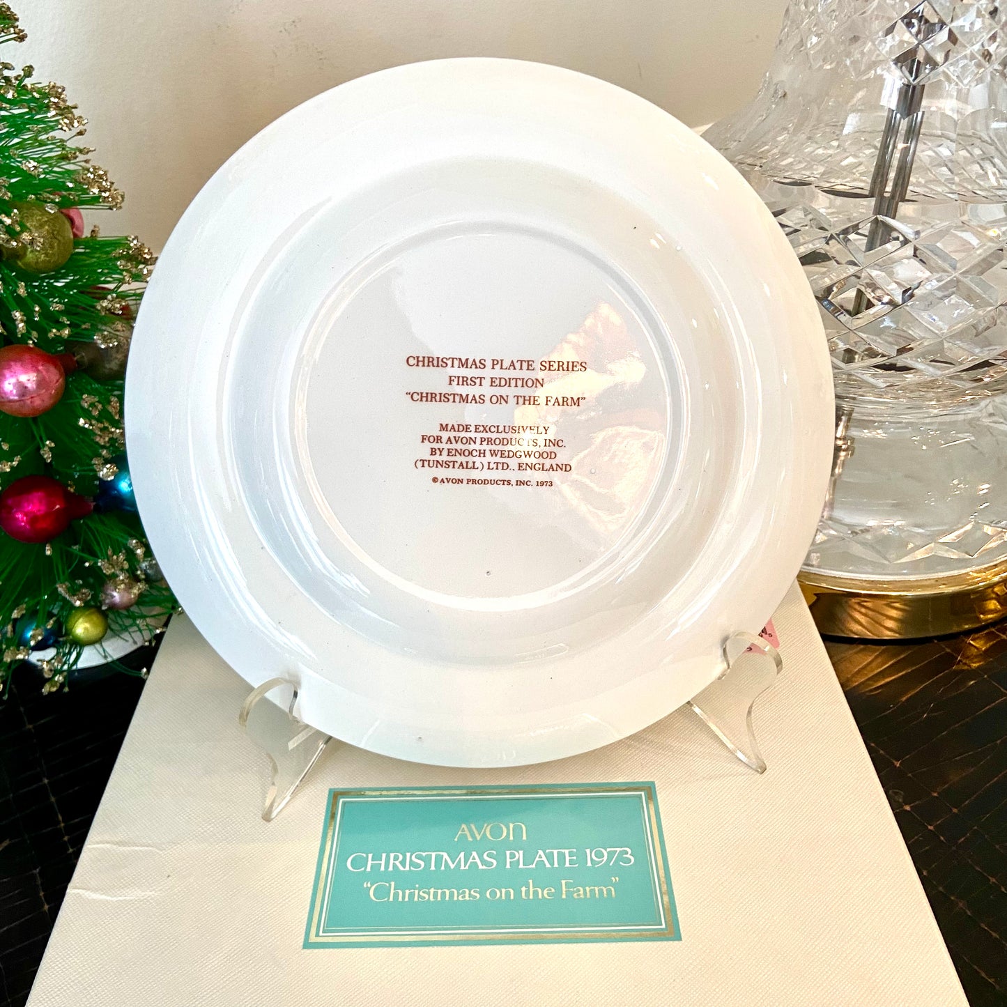 Vintage Endcot Wedgwood stamped Christmas plate circa 1973 in box