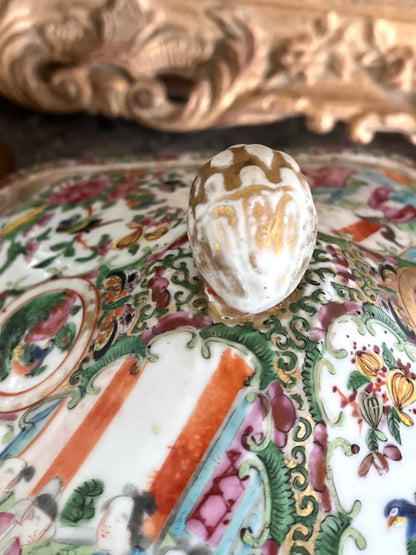 Rare Celadon/Floral-Interior Rose Medallion Covered Dish (19th C. Chinese Export)